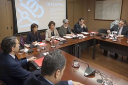 Yolanda Barcina preside la reunión con empresarios para tratar la reforma fiscal