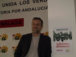 José Antonio Castro, en rueda de prensa.     