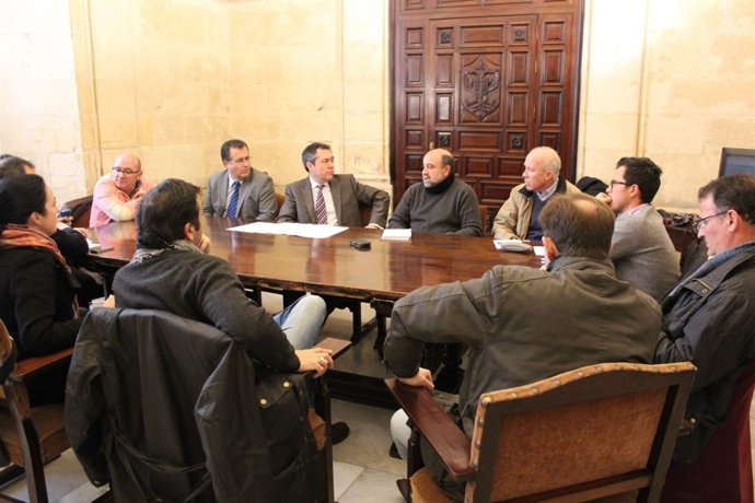 Reunión con los sindicatos.