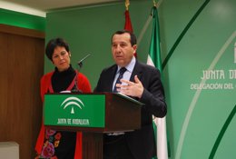 Ruiz Espejo y Rueda, en rueda de prensa.