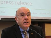 Ruiz niega desnutrición y admite 660 niños "en riesgo"