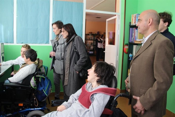 La alcaldesa visita AMICA