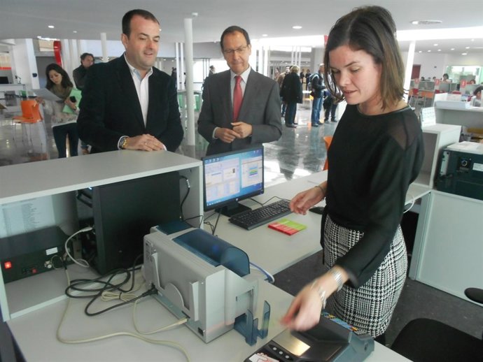 La Concejalía de Transportes estrena punto de atención al viajero