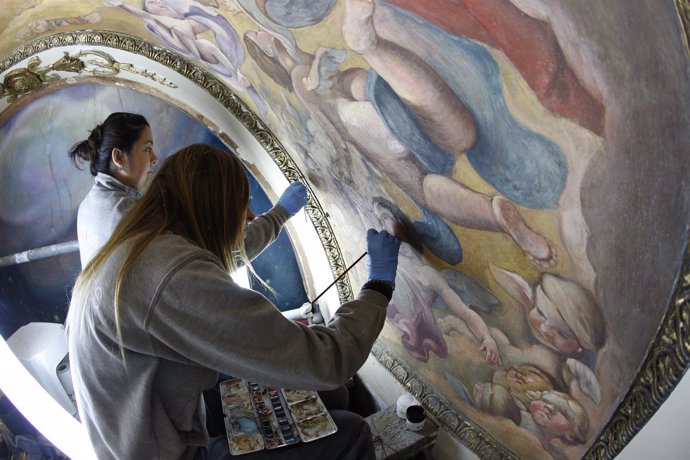 Restauración de los frescos del siglo XIX del camarín de la Basílica.