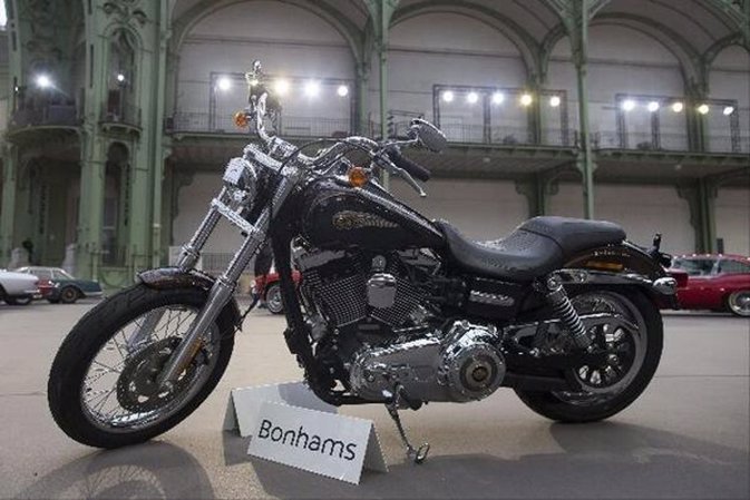 La harley del papa se vende en subasta por 210.000 euros 