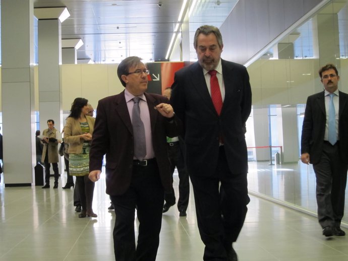 El alcalde, Juan Alberto Belloch, y el juez decano, Ángel Dolado