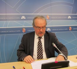 El secretario del Grupo Socialista se pronuncia sobre la extra