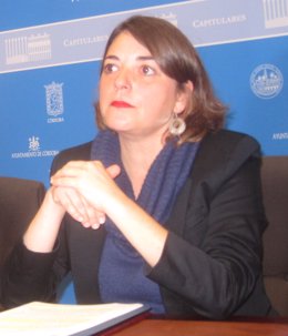 Elena Cortés