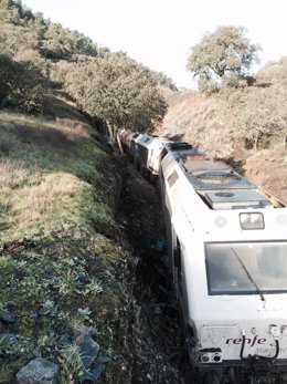 Tren descarrilado en Huelva.