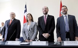 Los ministros de Exteriores y Defensa de Perú y Chile