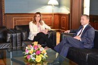 Díaz insiste en que cumplirá "estrictamente" con la legalidad y hará lo que marque la Intervención