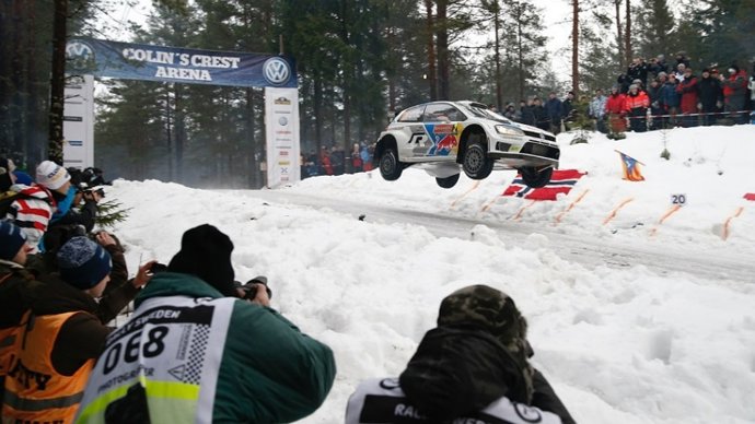Latvala vence en Suecia