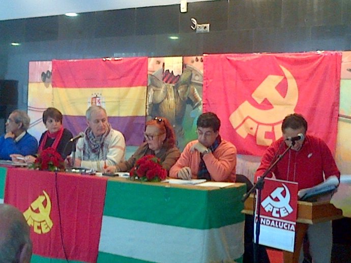 Valderas en el congreso del PCA en Granada