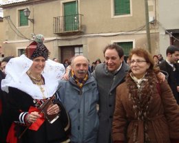 Elsa González (d), en Zamarramala. 