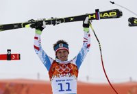 Austriaco Mayer gana en descenso, Rusia aspira a lograr primer oro