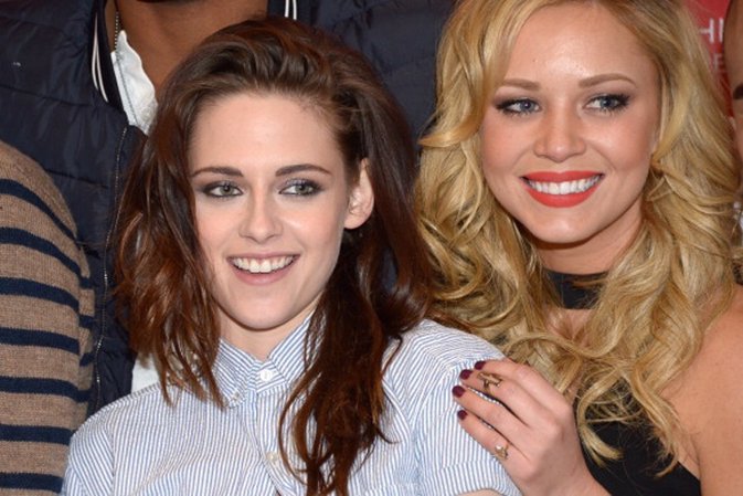 PARK CITY, UT - JANUARY 17:  Actresses Kristen Stewart and Tara Holt attend the 