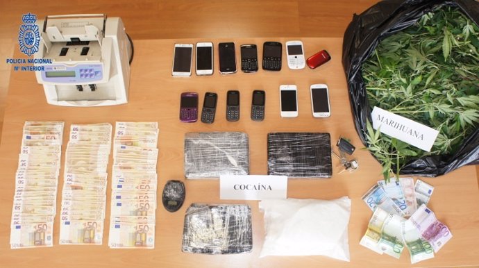 Objetos, dinero y droga incautados en el marco de la Operación 'Milla' en Palma