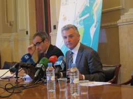 Paulino Plata, junto a José Moyano, en rueda de prensa