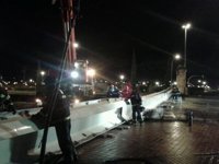 COAM ve "claro" que lo que ha fallado para la sujeción del obelisco ha sido el anclaje y aconseja desmontar el otro