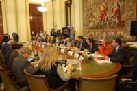 Arias Cañete asegura que someterá las prospecciones a evaluación ambiental