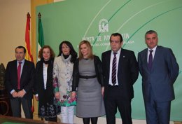 Consejera de Medio Ambiente, Serrano, con alcaldes de Málaga