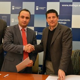 Cortés y Oblaré, en rueda de prensa.