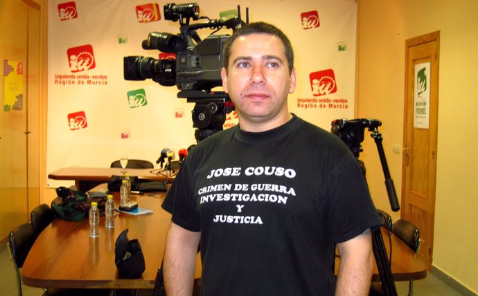 Javier Couso, hermano del camarógrafo español asesinado en Irak