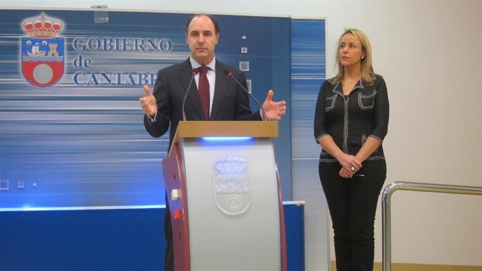 Diego y Blanca Martínez presentan en rueda de prensa el Plan Forestal