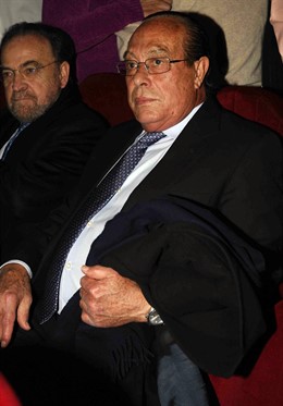 El matador Curro Romero durante un concierto de Isabel Pantoja