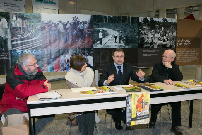 Kepa Fernández de Larrinoa, Ana Lezcano, Javier Casalí y Miguel A. Cabodevilla.