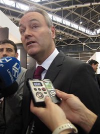 Fabra descarta "entrar en descalificaciones" tras las críticas de Extremadura a su reunión con Valcárcel y Bauzá