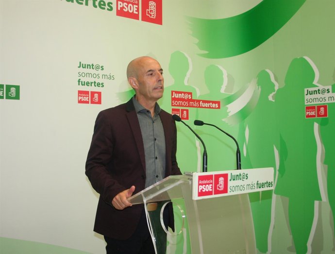 El diputado socialista Antonio Hurtado