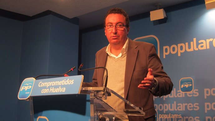 El presidente del PP provincial de Huelva, Manuel Andrés González.