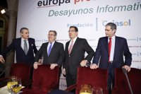 Zoido no se siente "desautorizado" por Rajoy