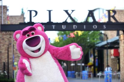 oso rosa toy story Demandan a Disney por los derechos de Lotso, el oso de 'Toy Story 3' •  ENTER.CO main image 0