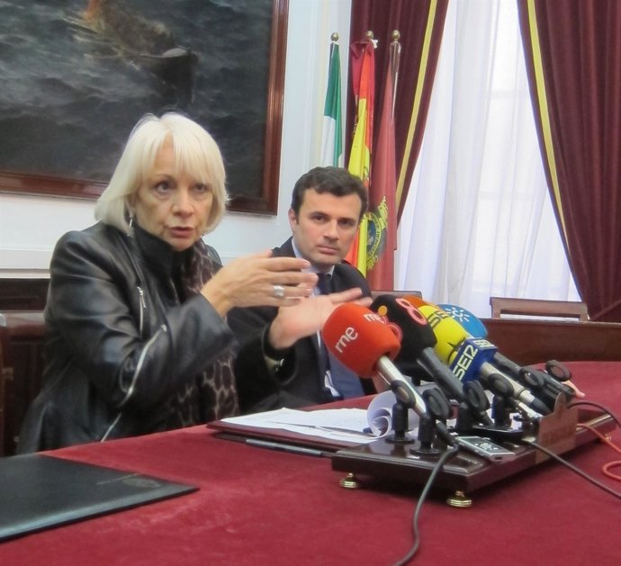 Teófila Martínez (PP), alcaldesa de Cádiz 