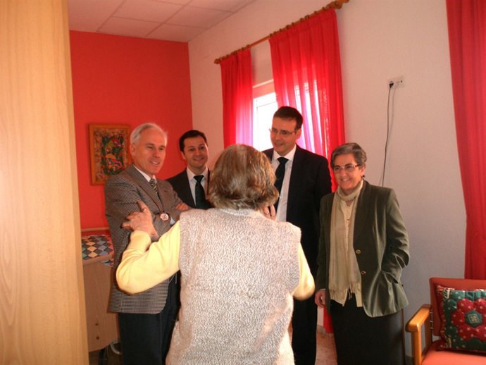 Visita a la unidad Santa Teresa del Hospital San Luis de Palencia.