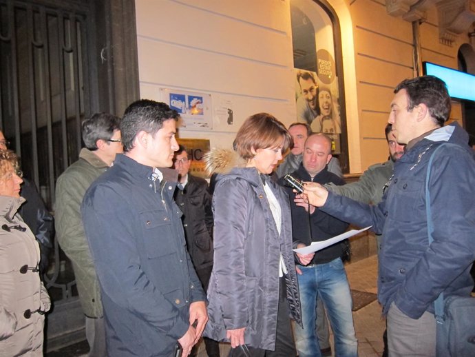 Barcina atendiendo a los periodistas a la salida del Comité Ejecutivo