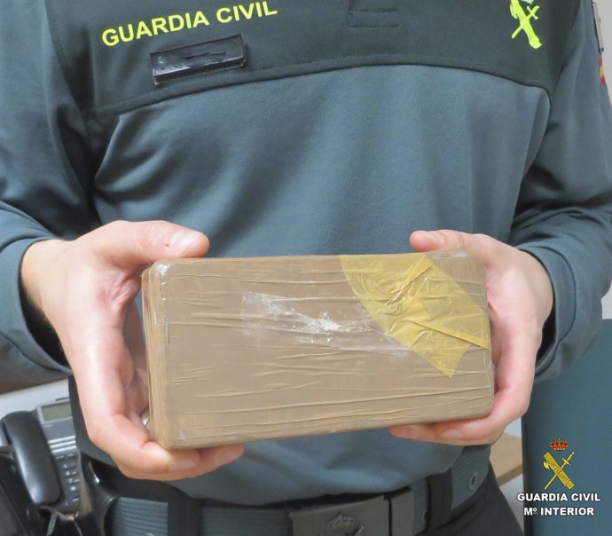 Paquete heroína interceptado por la Guardia Civil