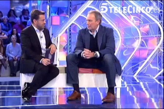 Jorge Javier Vazquez se emociona con las palabras de Bertín 