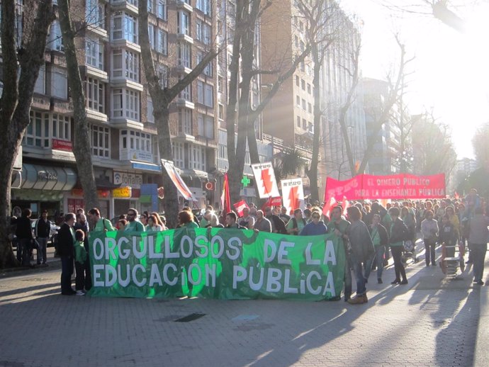 Manifestación en defensa de la educación pública, 9 de marzo de 2013