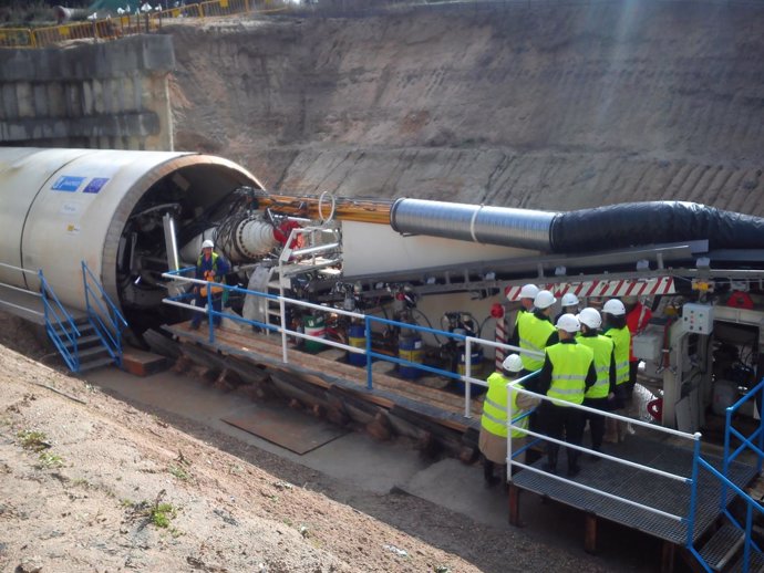 La tuneladora 'María' inicia los trabajos para el túnel del colector de Pinos