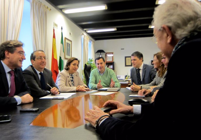 Reunión de Juan Moreno con el Grupo Parlamentario Popular