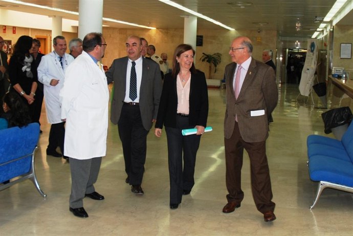 Palacios junto a Alarcón en el Hospital de La Vega Lorenzo Guirao
