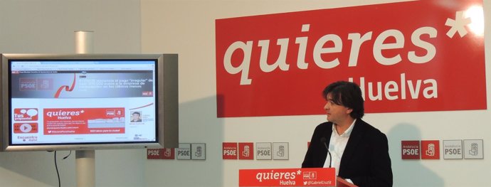 El portavoz del grupo socialista en el Ayuntamiento de Huelva, Gabriel Cruz.