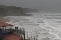 Una veintena de provincias, en alerta por viento, oleaje, nevadas y deshielo