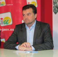 Maíllo define a Moreno Bonilla como "el rostro del desmantelamiento de los servicios sociales y la igualdad" del PP