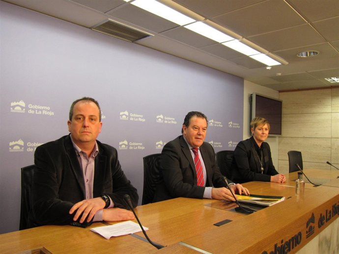 Ureña junto a bodegueros explica participación en 'World Wine Meetings'