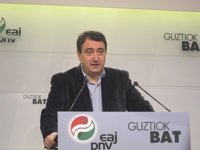 PNV dice que Rajoy no ha cambiado de opinión sobre el final de ETA y en otros tema "solo da buenas palabras"