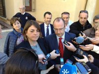 Cortés: "Las VPO no están en venta para ningún salón inmobiliario sino para que sea efectivo el derecho a la vivienda"